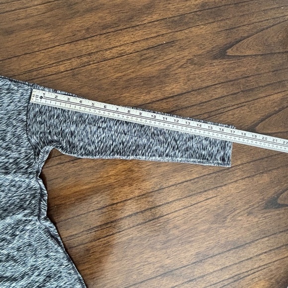 Lululemon Get Set long sleeve spaced out space dye open back unknown sz (8/10?) - Picture 11 of 12